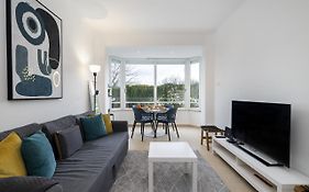 Whome Peaceful Alges Family Home Away From City Noise