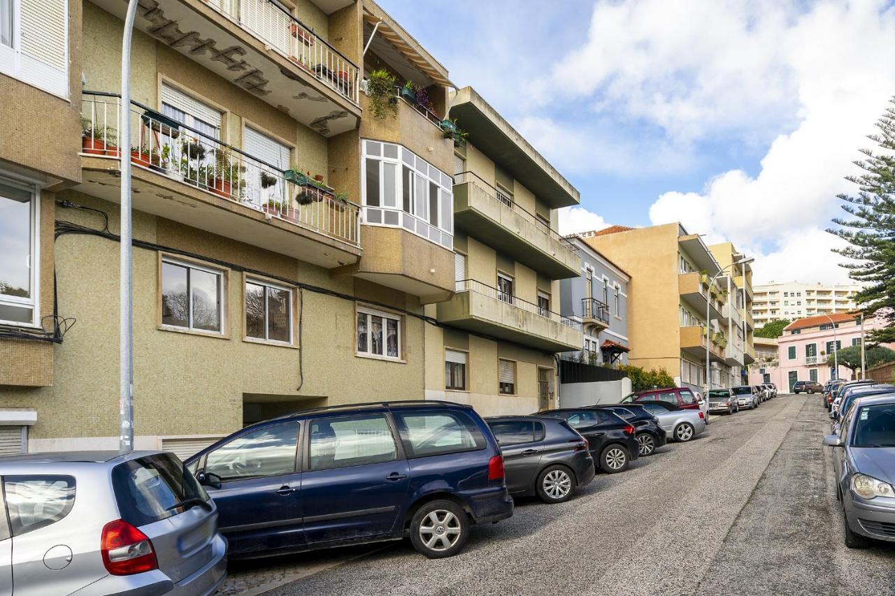 Whome Peaceful Alges Family Home Away From City Noise Lisboa Exterior foto
