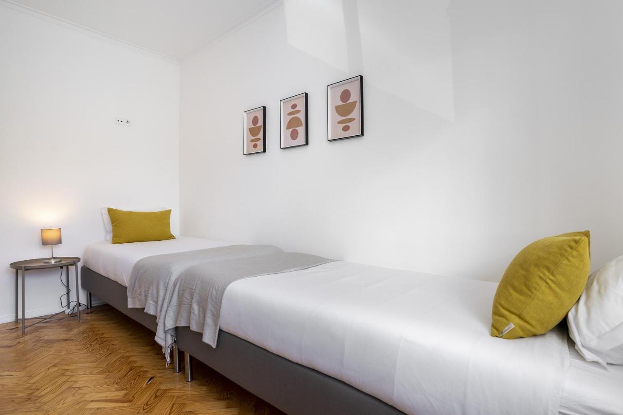 Whome Peaceful Alges Family Home Away From City Noise Lisboa Exterior foto
